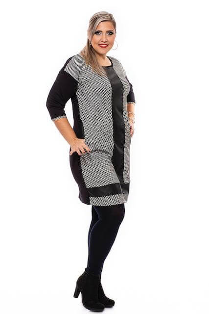 karcsúsító ruha moletteknek