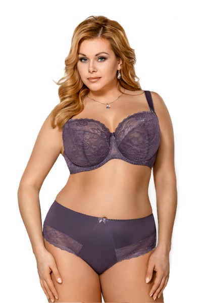 Különleges csipkés melltartó telt formákra